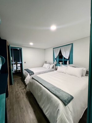 8 bedrooms, WiFi, bed sheets
