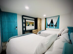 8 bedrooms, WiFi, bed sheets