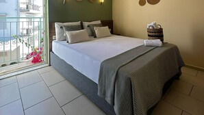 Standard Double Room | Free WiFi, bed sheets - Andoya Pension (Bodrum)