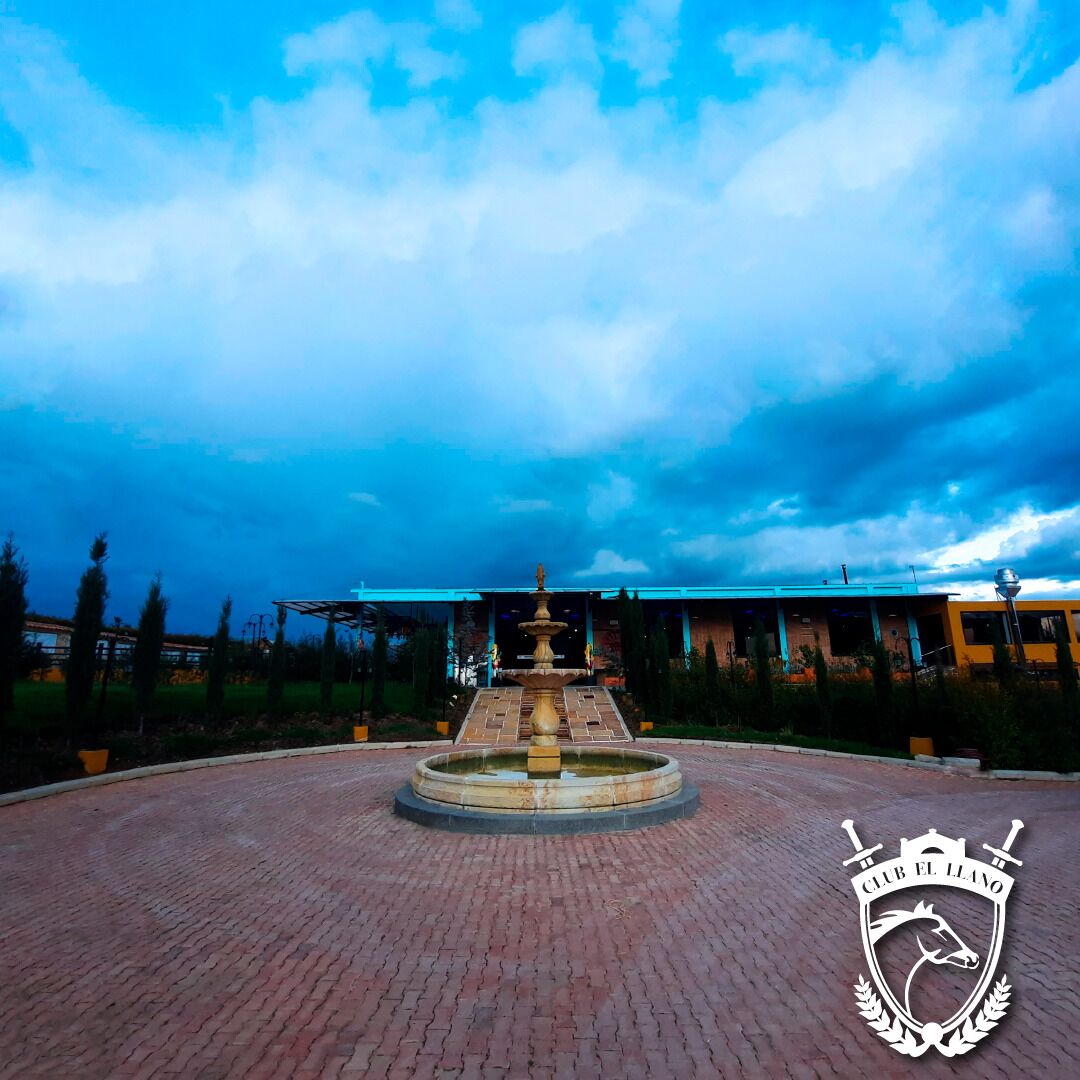 Mặt tiền nơi lưu trú