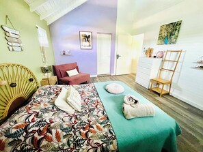 4 bedrooms, desk, iron/ironing board, free WiFi - Villa Perle de Corot T5 Proche Centre-ville et Plages (Grande-Terre)