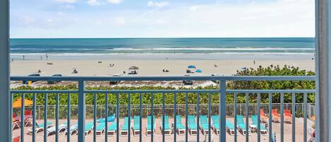 室外泳池、暖水池