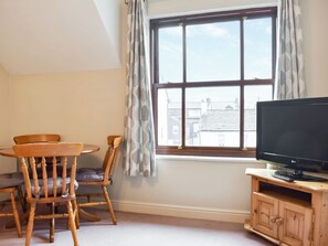 Dining - Grisedale View - Hewetson Court (Keswick)