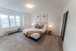 4 chambres, fer et planche Ă repasser, Wi-Fi, draps fournis
