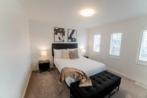 4 chambres, fer et planche à repasser, Wi-Fi, draps fournis