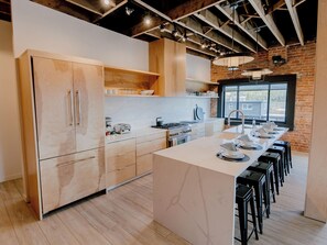 Signature Loft, Multiple Beds | Private kitchen | Coffee/tea maker, electric kettle - The Timberline (Leadville)