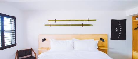 Standard Room, 1 King Bed