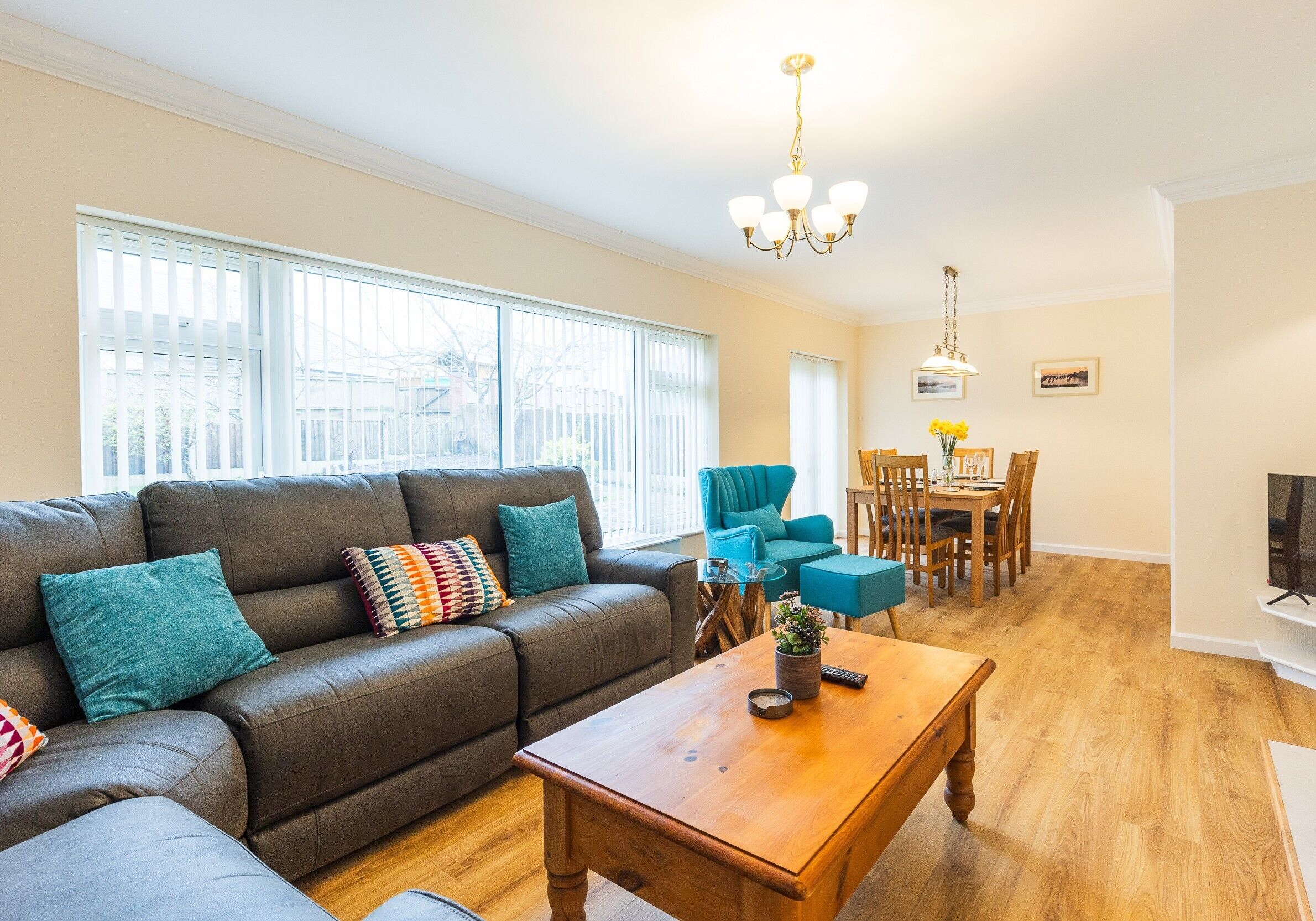 Modern Holiday Cottage - Perfectly Placed For Visiting Cardigan Town & Exploring The Coastline - Cardigan