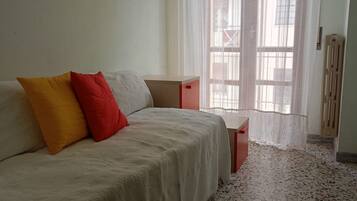 3 habitaciones y ropa de cama