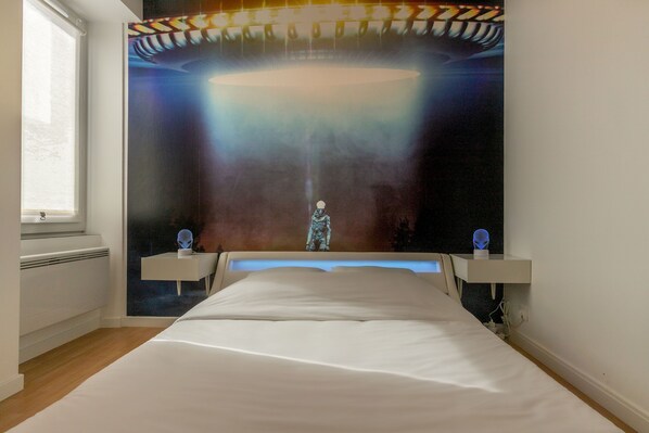 1 غرفة نوم ومكواة/لوح كي وواي فاي وملاءات أسرّة