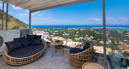 Halcyon Deluxe Maisonettes Sea View