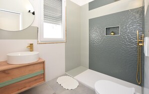 Doccia, asciugacapelli