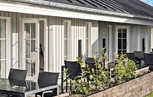 Lovely apartment in Væggerløse with WiFi