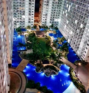 Exterior - Hawaii Suite @SHORE RESIDENCES SEASIDE BLVR, COR, SUNRISE DRIVE MOA COMPLEX  (Pasay City, Philippines)