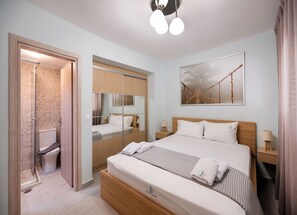 Comfort Apartment | Egyptian cotton sheets, premium bedding, memory foam beds - Bluemoments Naum New Sea View (Lefkada)