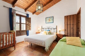 3 chambres, Wi-Fi gratuit, draps fournis