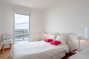 2 Schlafzimmer, Bügeleisen/Bügelbrett, kostenloses WLAN