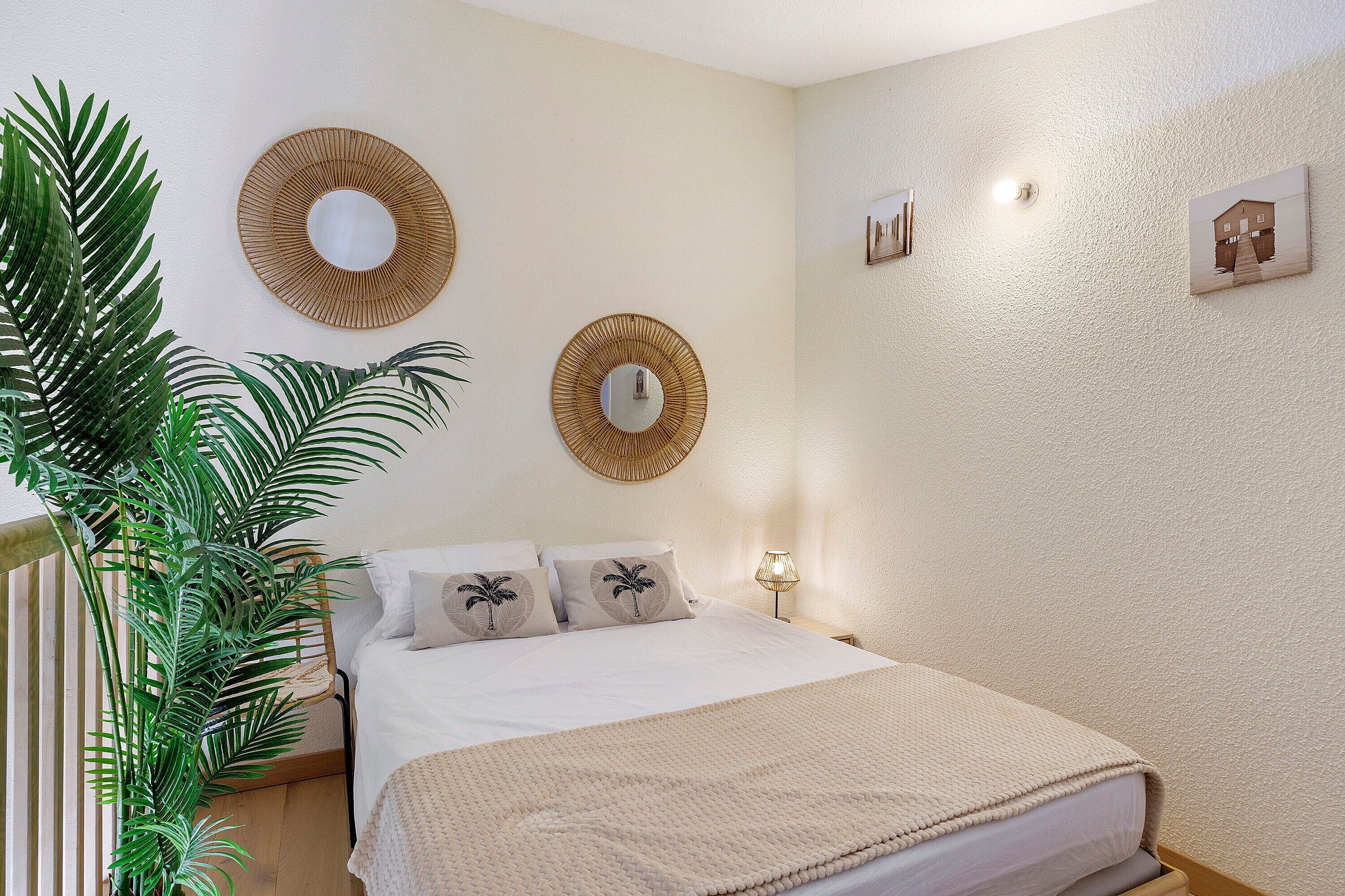 2 Schlafzimmer, Bügeleisen/Bügelbrett