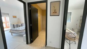 3 quartos, Wi-Fi de cortesia, roupa de cama