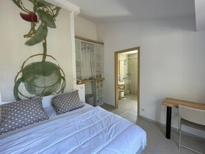 3 bedrooms, free WiFi, bed sheets