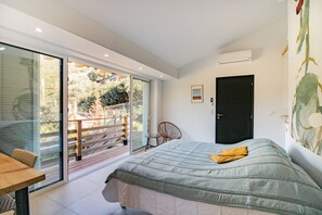 1 bedroom, free WiFi, bed sheets