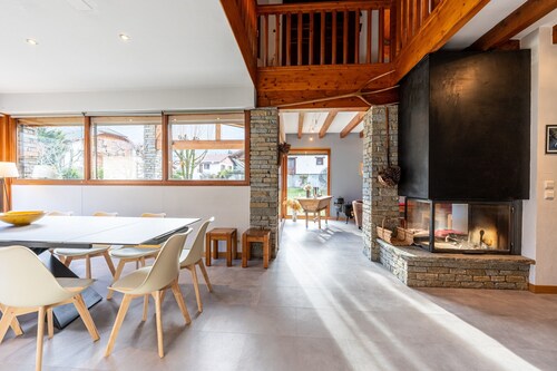 Chalet 'Pierre Et Bois' with Mountain View, Private Terrace and Wi-Fi