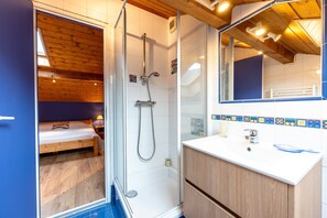 Dusche, Haartrockner