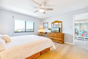2 chambres, fer et planche Ă repasser, Wi-Fi gratuit, draps fournis