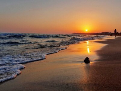 Holiday Home 'Torre Del Mare' with Private Pool, Private Terrace and Wi-Fi