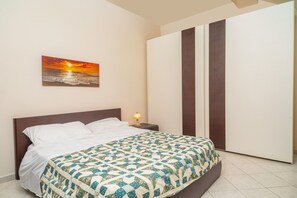 1 soverom, wi-fi (inkludert) og sengetøy