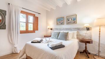 3 habitaciones, wifi gratis y ropa de cama