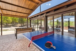 Terrace/patio - Apartment 'La Mata I' with Mountain View, Shared Pool and Wi-Fi (Calar de la Santa)