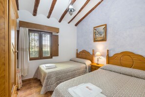 3 chambres, Wi-Fi gratuit, draps fournis