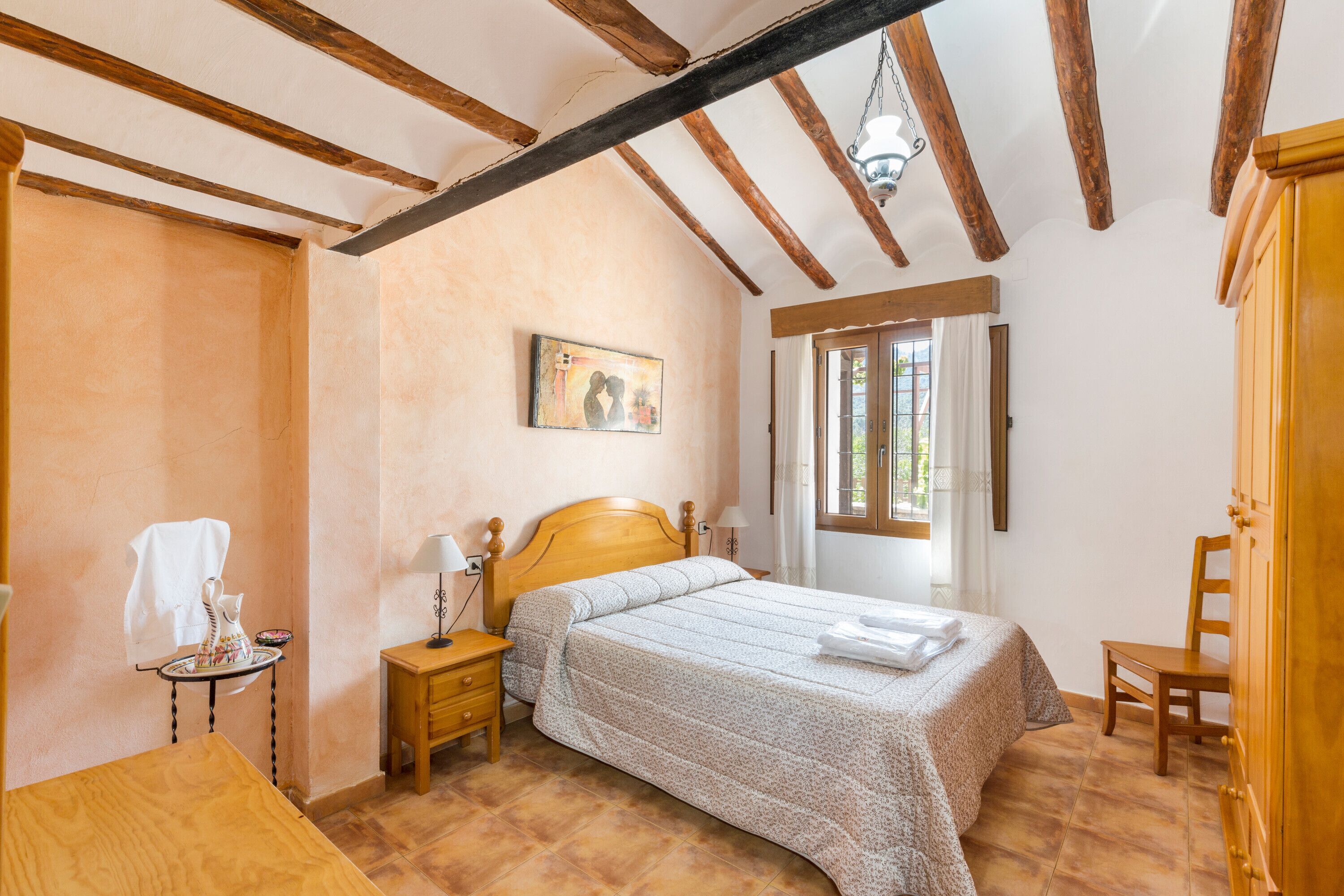 3 habitaciones, wifi gratis y ropa de cama 