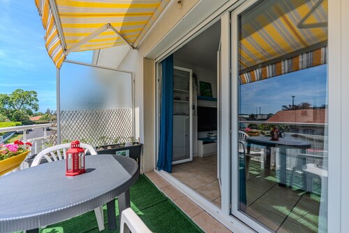 Appartement 'Proche Plage Parentis' avec terrasse privée et Wi-Fi