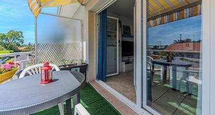 Apartment 'Proche Plage Parentis' with Private Terrace and Wi-Fi