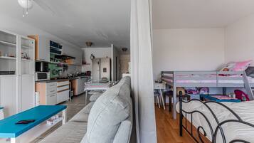 1 dormitorio, tabla de planchar con plancha, wifi gratis