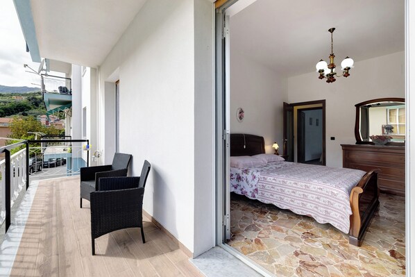 3 chambres, fer et planche Ă repasser, Wi-Fi gratuit, draps fournis