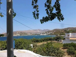 Property grounds - Apartment 'Akrogiali House Drimonas' with Sea View, Wi-Fi and Air Conditioning (Leros)