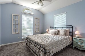4 habitaciones, tabla de planchar con plancha y wifi gratis