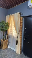 Deluxe Apartment | Living area