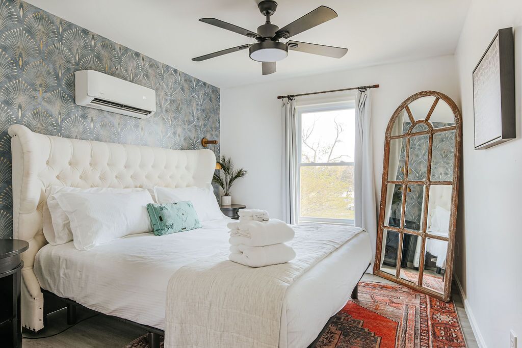 Crash Pad: *NEW* Hot Tub, Fire Pit, & Ping Pong