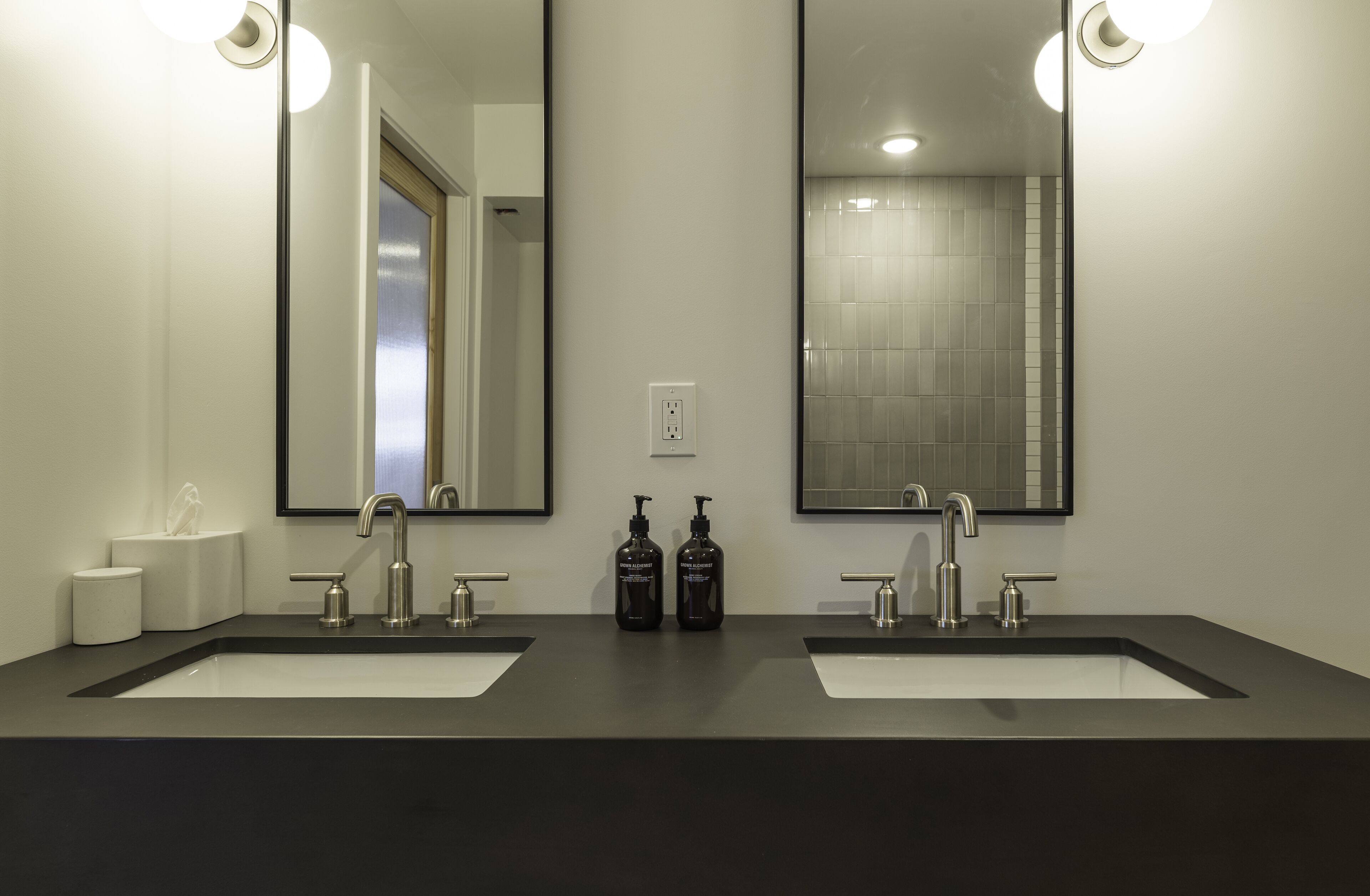 Photo - Best Bet Motor Lodge