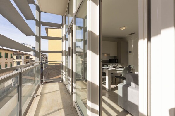 Outdoor dining - Angelico Modern Living (Firenze)