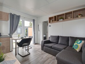 TV - Tiny Haus Scharl by Interhome (Beilngries)