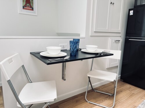 Modern Guest Studio Near SFO with Kitchen & Laundry