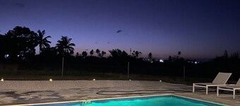 Casona Ocean Blue: Spacious Beach House w/pool
