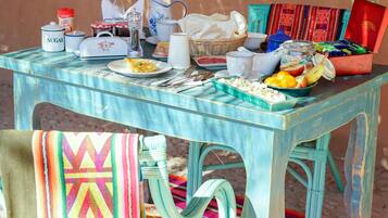 Desayuno a la carta gratuito y diario