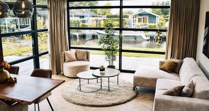 MarinaPark Nieuw Loosdrecht by Interhome