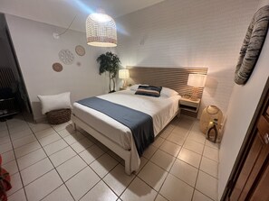 1 bedroom, desk, free WiFi, bed sheets